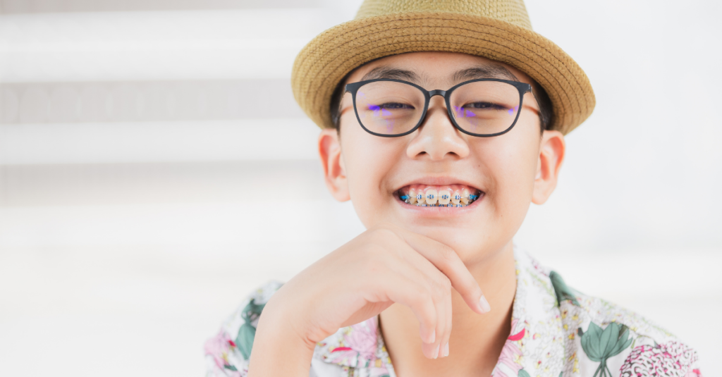 Brackets tradicionales vs brackets estéticos Amora Clínica Dental